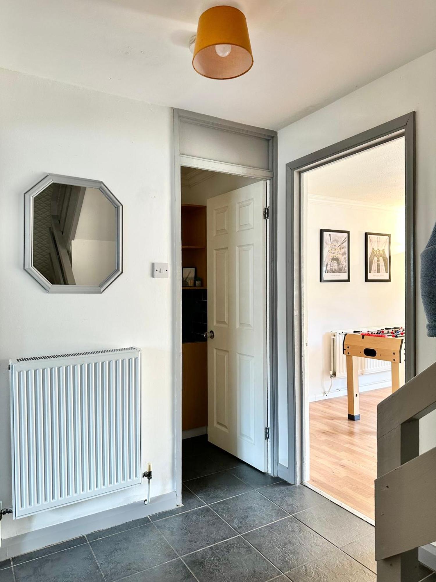 6 Guests House Old Trafford,Media City,City Centre, Free Parking Mánchester Exterior foto